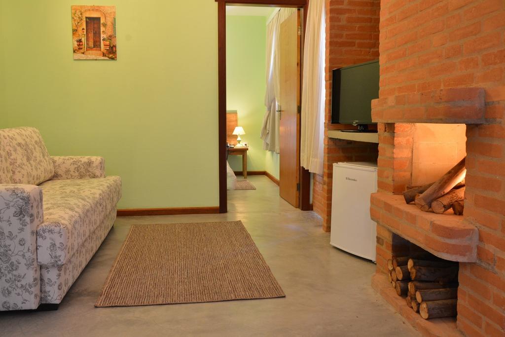 Pousada Villa dos Leais Serra Negra  Habitación foto