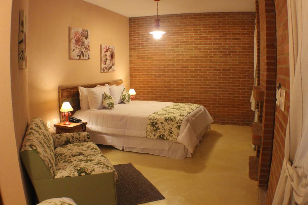 Pousada Villa dos Leais Serra Negra  Habitación foto